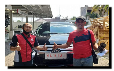 foto serah terima customer mitsubishi